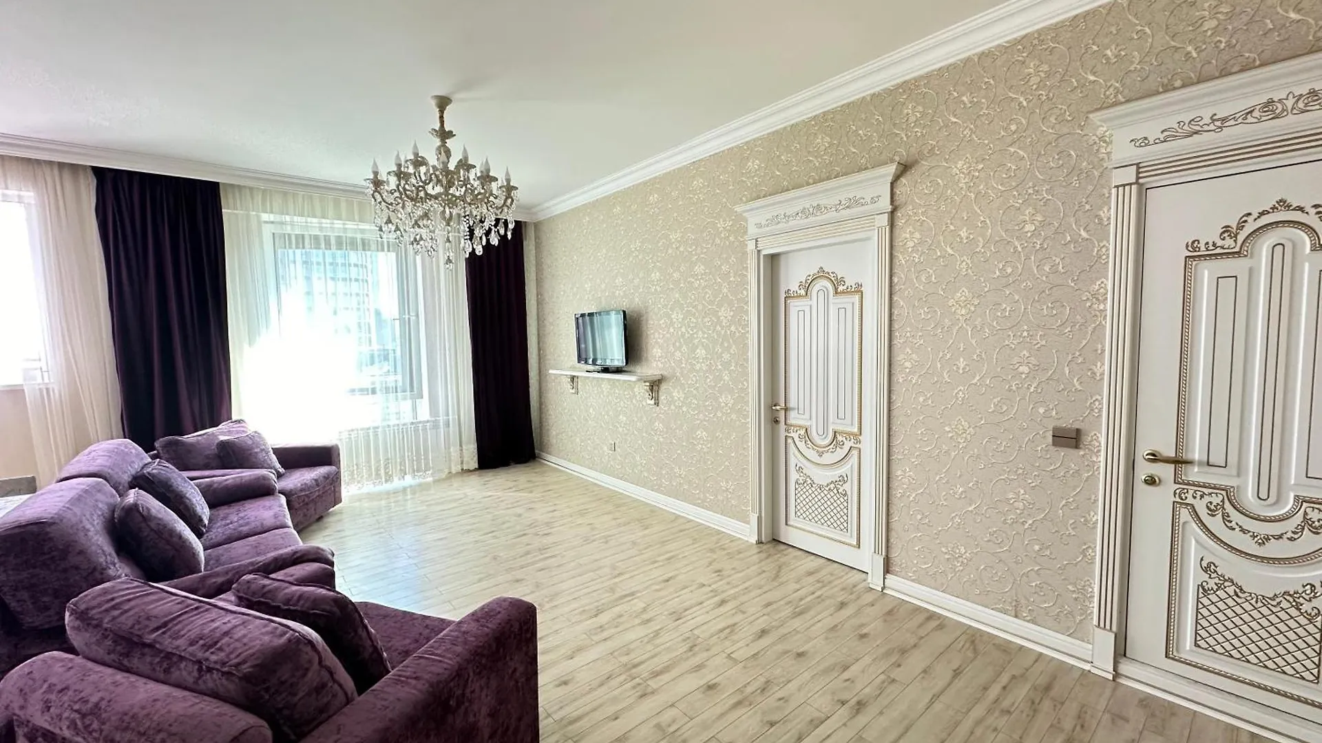 Luxury Apartments In The City Center Near Baiterek Nur-Sultan  Kazakhstan